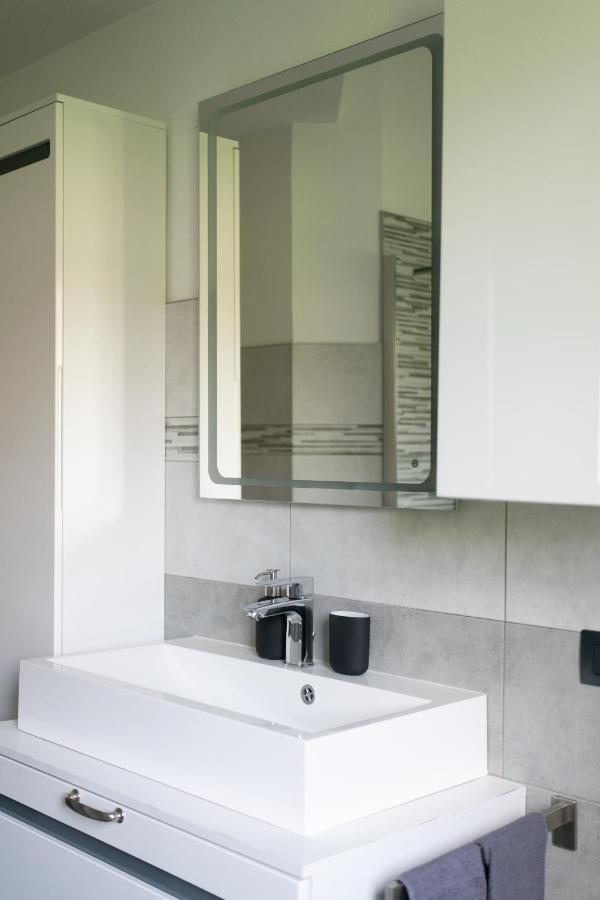 Oasis Luxury - A.C/Terrace/2Bedrooms Бергамо Экстерьер фото