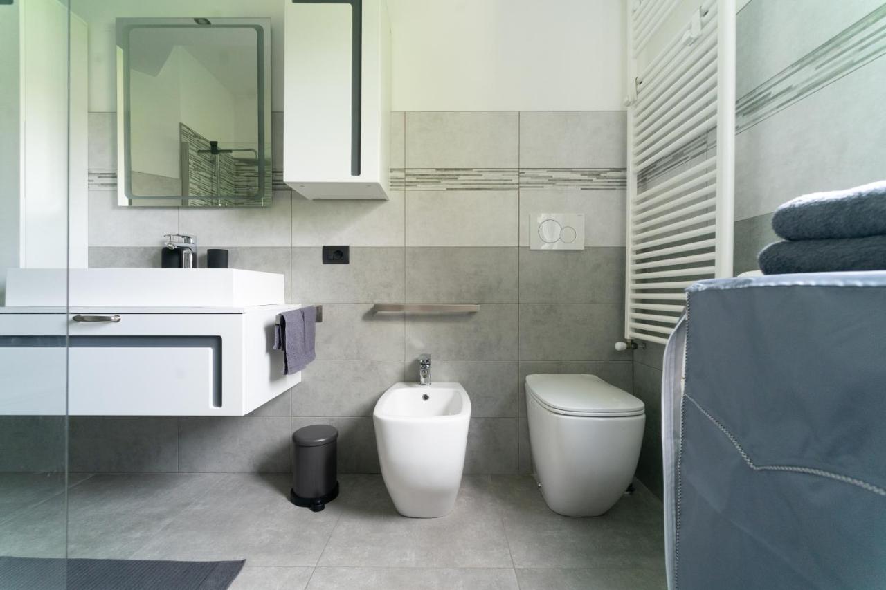 Oasis Luxury - A.C/Terrace/2Bedrooms Бергамо Экстерьер фото