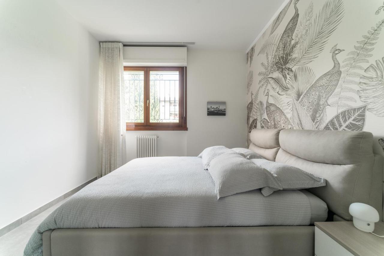 Oasis Luxury - A.C/Terrace/2Bedrooms Бергамо Экстерьер фото